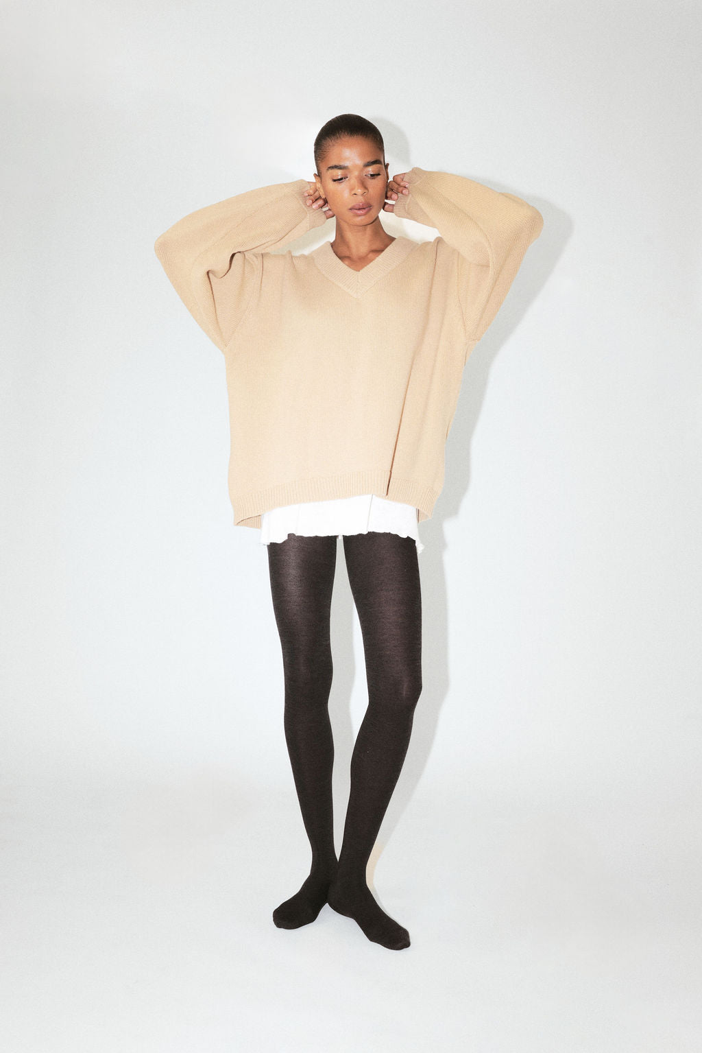 SLOANE VEE – James Street Co