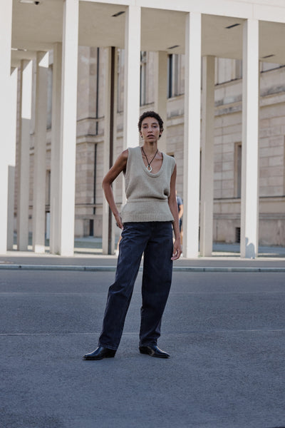 QUINN VEST IN WHEAT – James Street Co